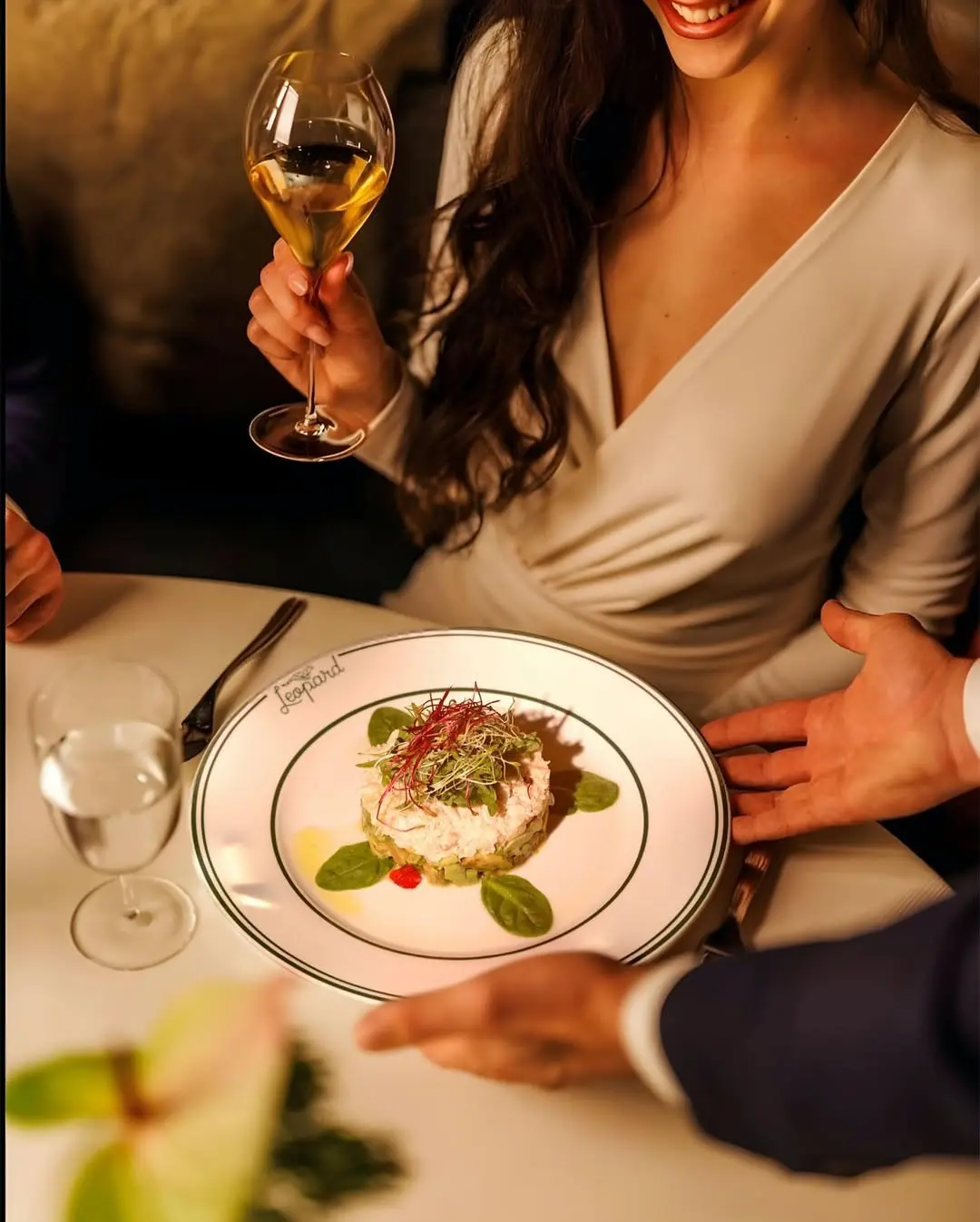 Vivez une Expérience Culinaire et Festive Inoubliable_restaurant Loulou’s